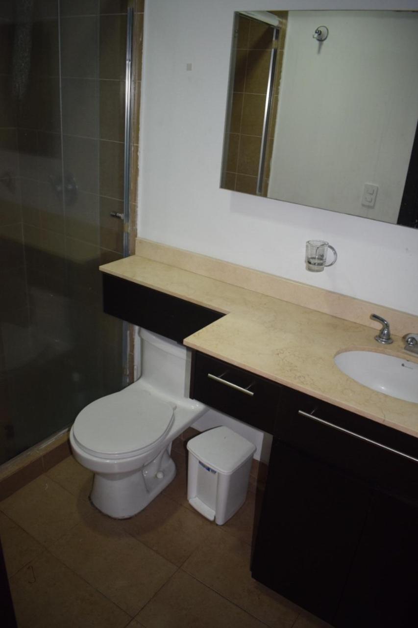 Deluxe Apartment Metroplaza Quito Kültér fotó